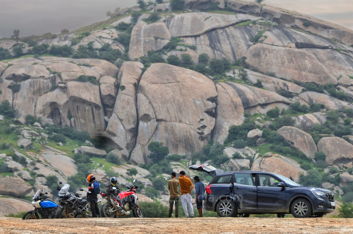 Mahindra XUV700 Delhi-Mumbai roadtrip feature.